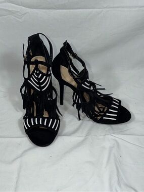 Wild Diva Lounge NWOT Black Fringe Heels Strappy Stiletto Caged Sandals Size 8